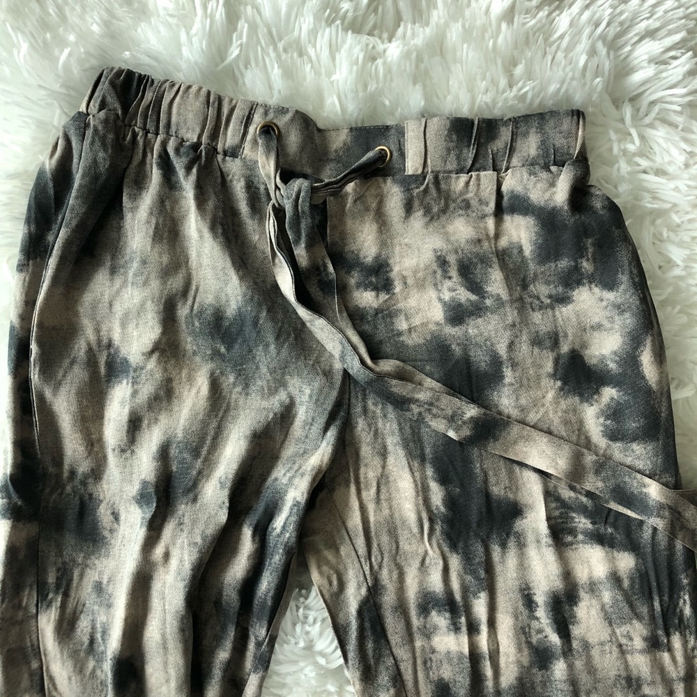 LAST 1! {EASEL} Tie dye printed woven pants (J) - Picture 7 of 7